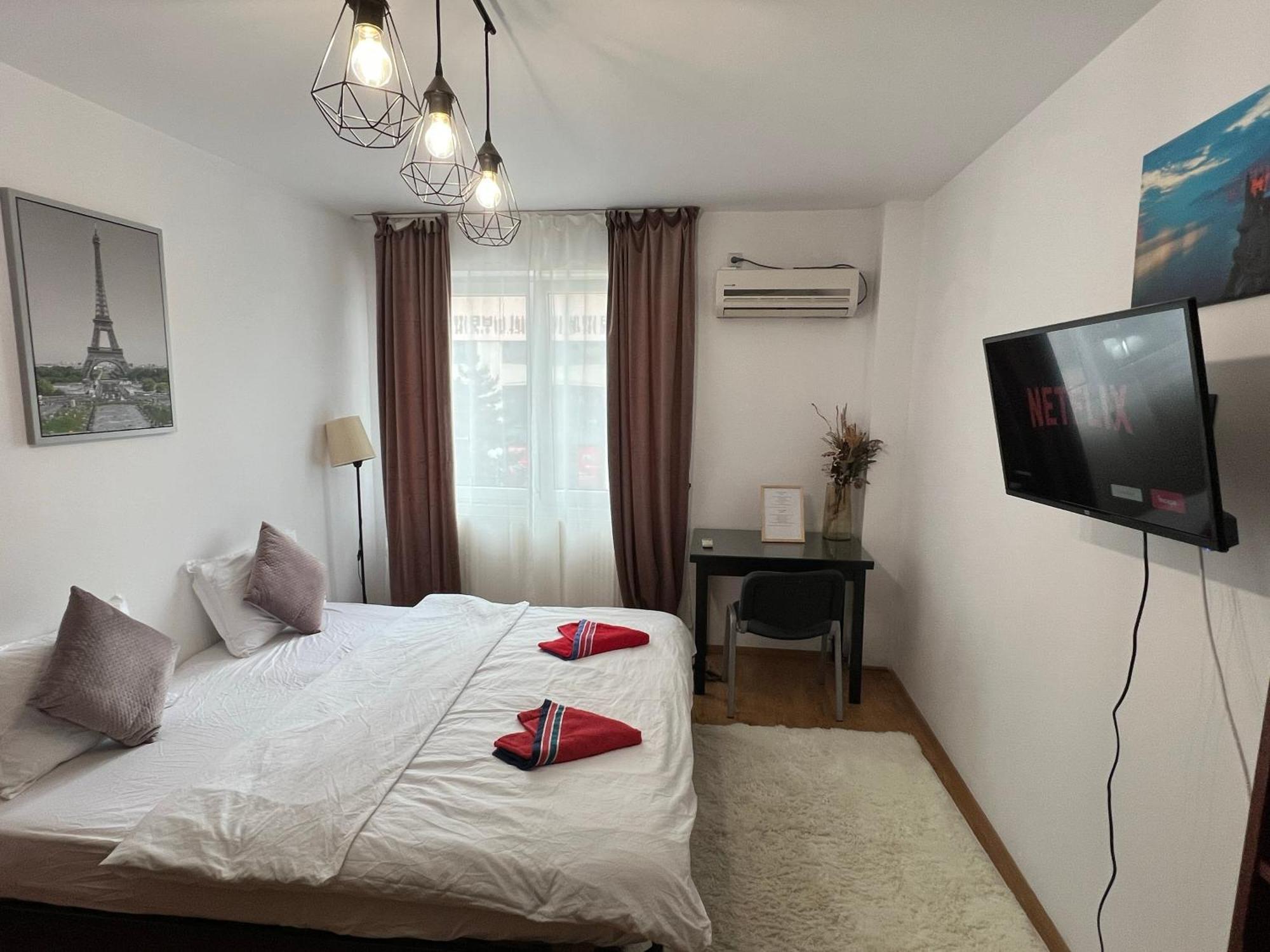 2 Rooms Apartment City Center Iasi Esterno foto