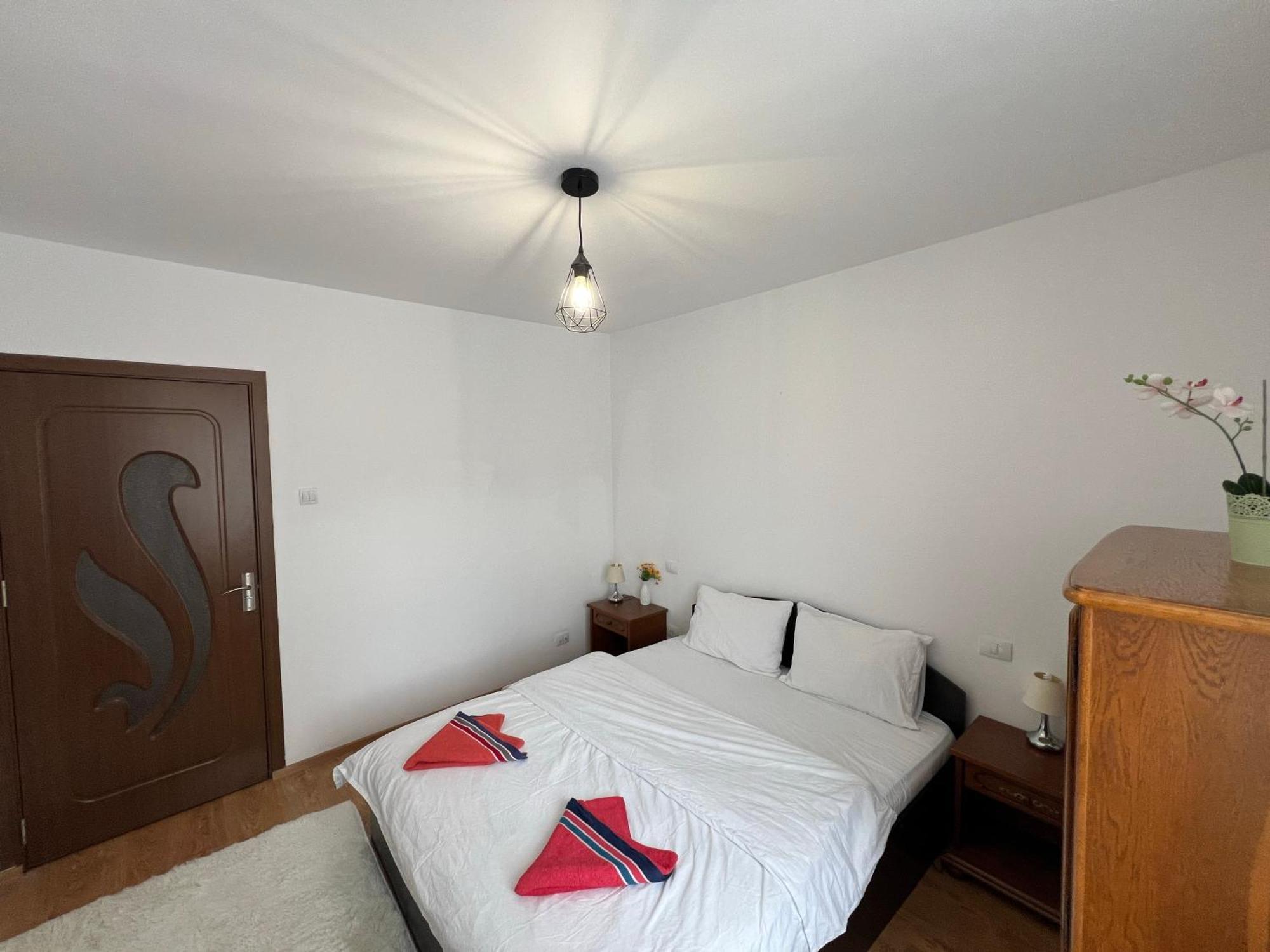 2 Rooms Apartment City Center Iasi Esterno foto